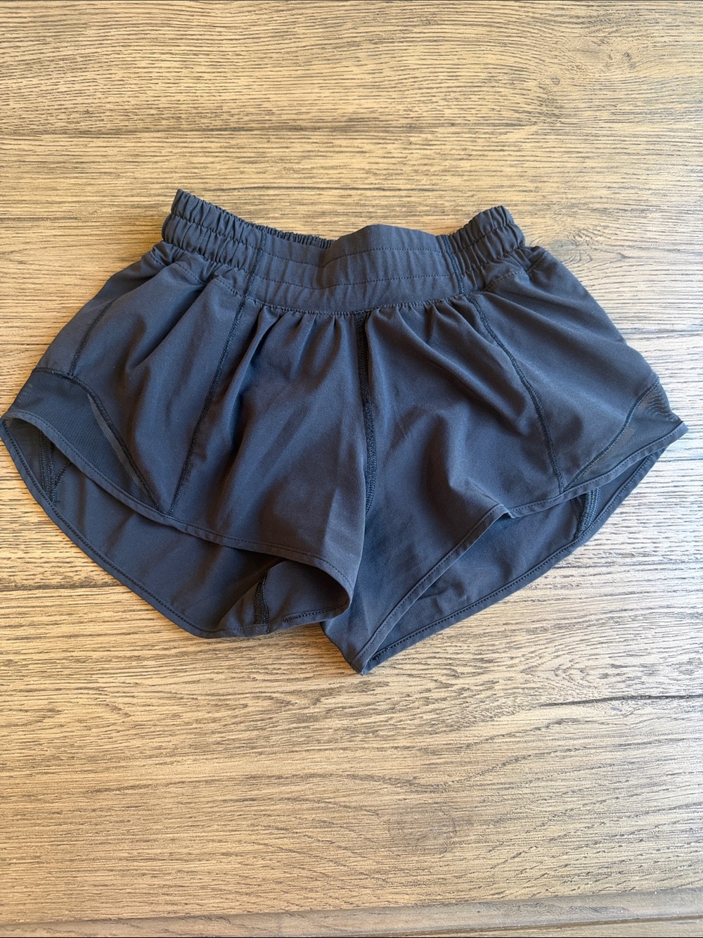 lululemon athletica Black Women's Hotty Hot Shorts